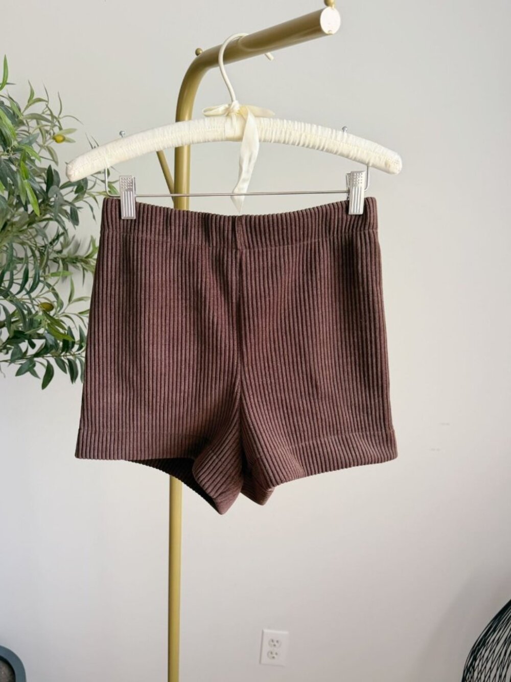 Brown Corduroy High Waisted Stretch Shorts S